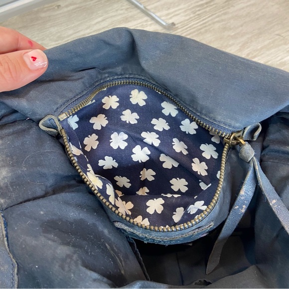 Lucky Brand Abbey Road Foldover Hobo Crossbody Messenger Bag Denim Gray Blue - Picture 5 of 11